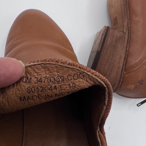 Frye Carson Shootie Leather Bootie in Cognac Size 10 - Picture 11 of 16